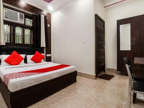 Oyo 75657 Hotel Omkar Lodge