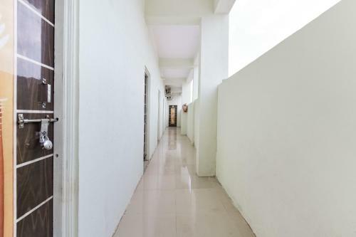 Oyo 75657 Hotel Omkar Lodge