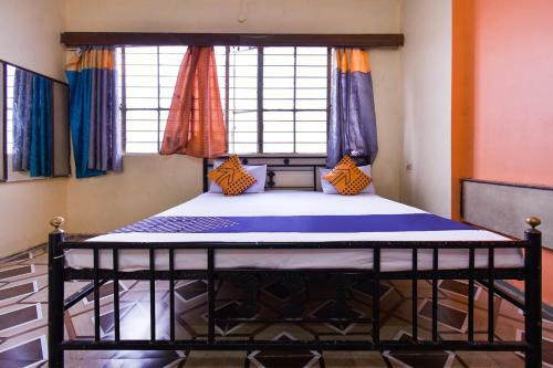 Spot On 75917 Hotel Green Palace