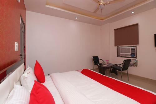 Oyo 28849 Hotel Sunshine