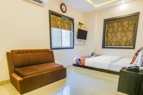 Fabhotel Rayna Inn Park Circus
