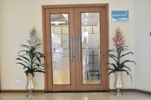 Hotel Nocci Residency