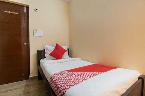 Hotel Oyo 71638 Nk Boarding And Lodging