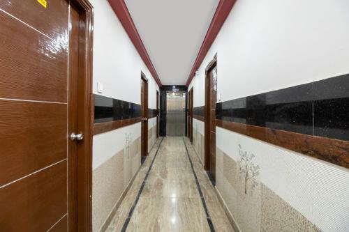 Hotel Oyo 71638 Nk Boarding And Lodging