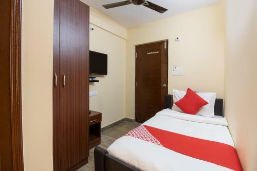 Hotel Oyo 71638 Nk Boarding And Lodging