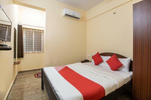 Hotel Oyo 71638 Nk Boarding And Lodging