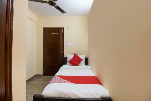 Hotel Oyo 71638 Nk Boarding And Lodging