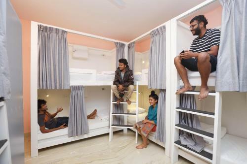 Albergue Woke Hsr Layout