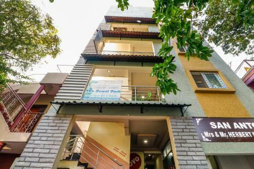 Hotel Oyo 69693 The Royal Park