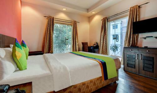 Hotel Treebo Trend White Mg