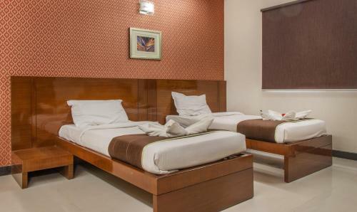 Hotel Omatra Infantry Road