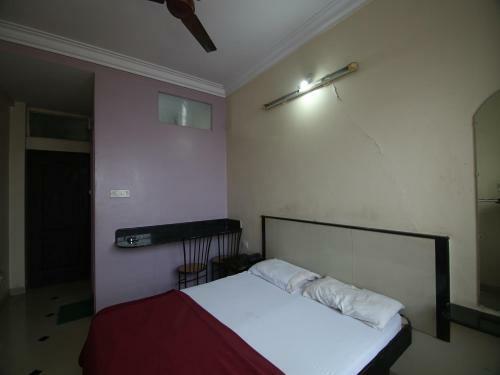 Hotel Royal Regency Lodge