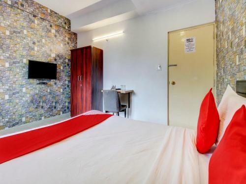Hotel Oyo 74308 Kings Suites