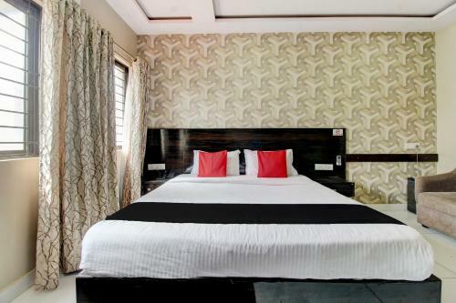 Hotel Capital O 74741 Green Woods Premium Suites