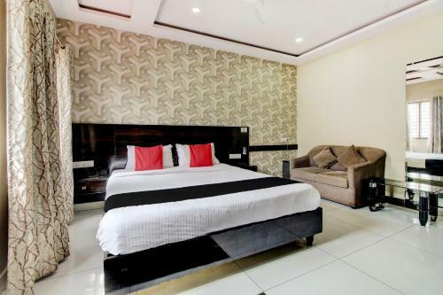 Hotel Capital O 74741 Green Woods Premium Suites