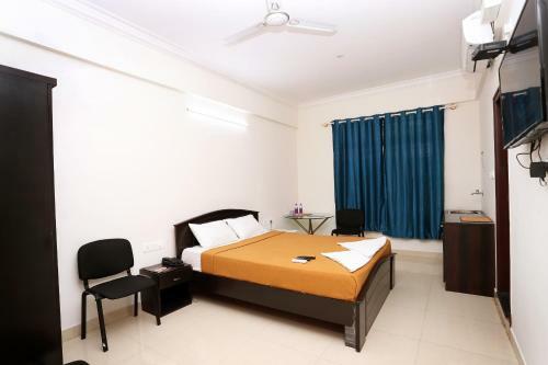 Longmen Hotel