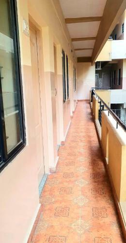 Hotel Veekay Residency