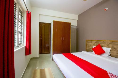 Hotel Oyo 67007 Manyu Inn