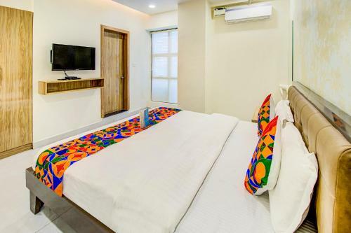 Comet Hotel