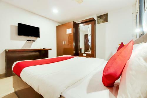 Hotel Oyo 72492 A K Residency