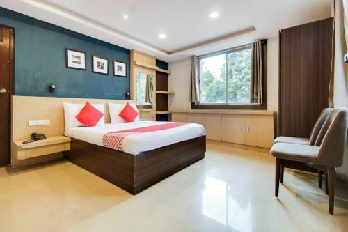 Hotel Oyo 72492 A K Residency