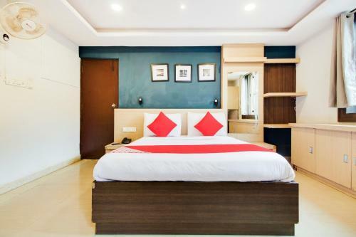 Hotel Oyo 72492 A K Residency