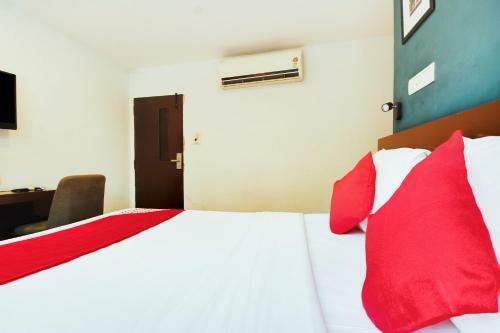Hotel Oyo 72492 A K Residency