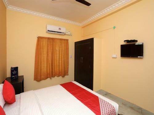 Hotel Oyo 72492 A K Residency