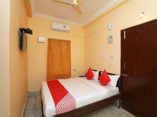Hotel Oyo 72492 A K Residency