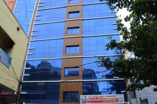 Hotel I Residency