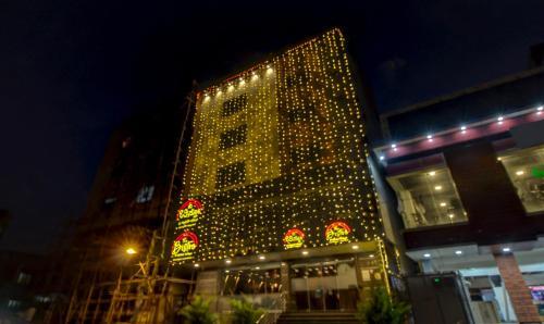 Treebo Trend Hotel Sampradaya Bistro