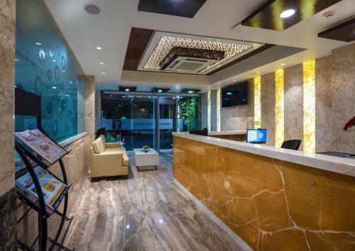 Hotel Vanusa Residency By Big Tree Hospitality