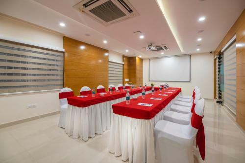 Hotel Vanusa Residency By Big Tree Hospitality
