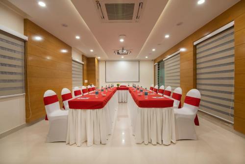 Hotel Vanusa Residency By Big Tree Hospitality