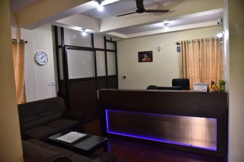 Hotel The Banjaara Suites