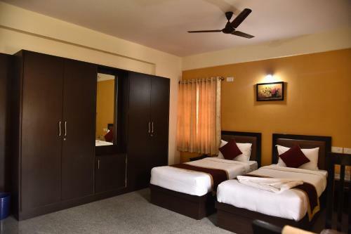 Hotel The Banjaara Suites