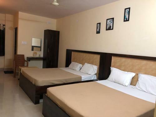 Hotel Veekay Regency Lodge