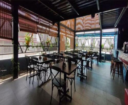 Hotel Kickout Unit Of Nh207