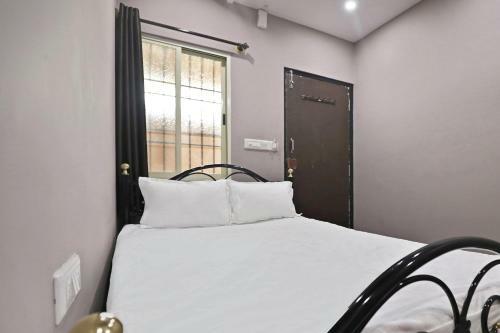 Hotel Spot On 39359 S R Comforts