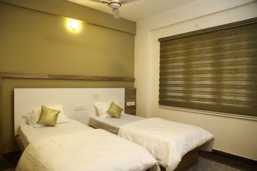 Oakhaven Service Apartments Twin Bedroom For Two