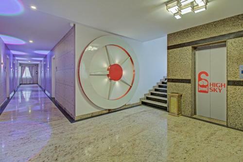 Hotel Capital O 76397 The Premium