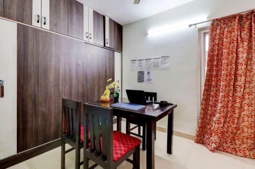 Hotel Oyo 79473 Om Residency - Whitefield