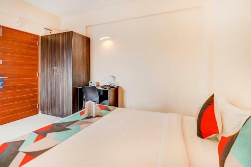 Hotel Fabexpress Bsr Inn