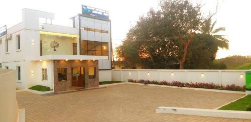 Hotel Airport City