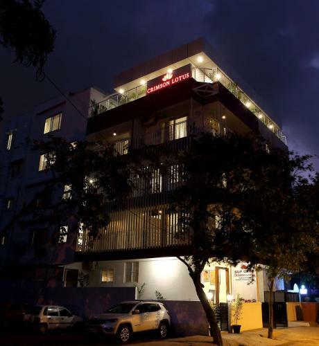 Hotel Crimson Lotus