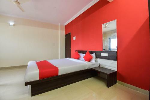 Oyo 43302 Hotel Sargam