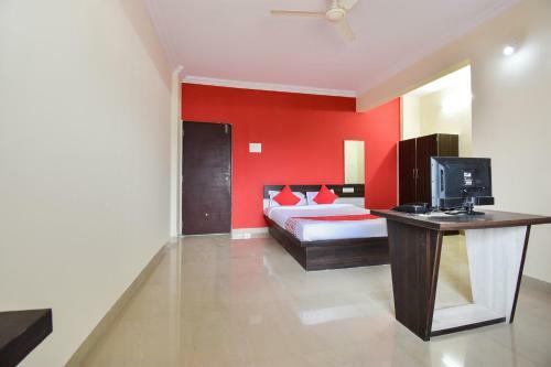 Oyo 43302 Hotel Sargam