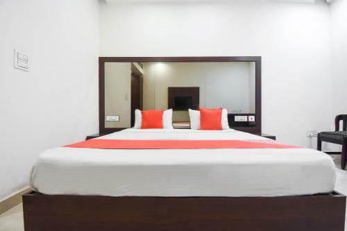 Hotel Oyo 76367 Grand Punjab