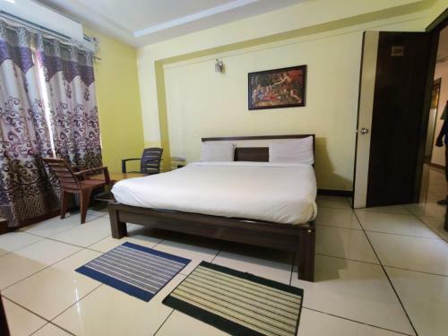 Hotel Urs Palace