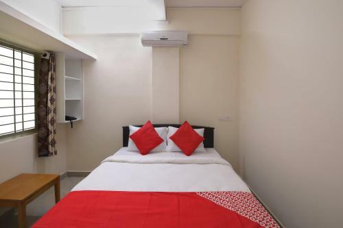 Hotel Oyo 19926 S B R Residence